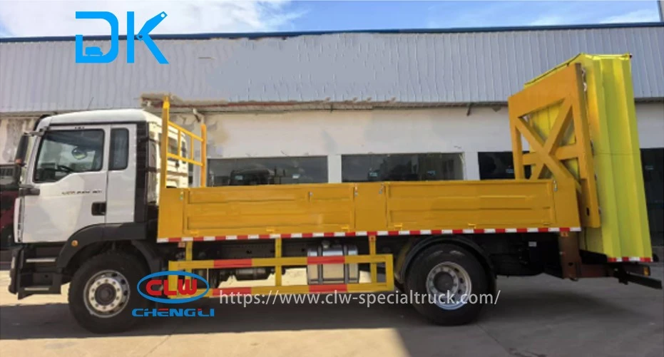 Single-Stage Folding Crash Cushion Truck factory
